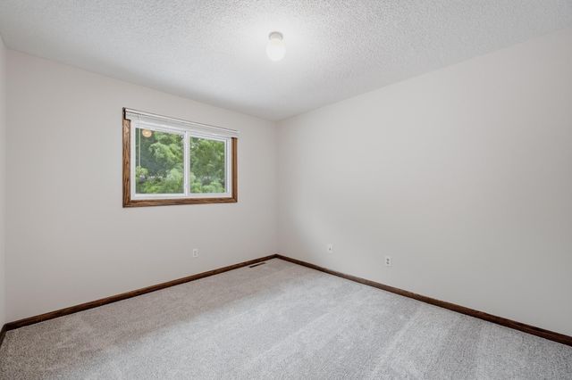 14308 Wedgeway Court, Eden Prairie, MN 55346