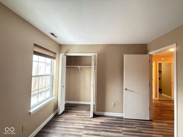 7006 Long Run Drive, Indianapolis, IN 46268