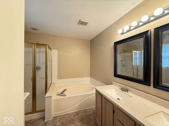 7006 Long Run Drive, Indianapolis, IN 46268