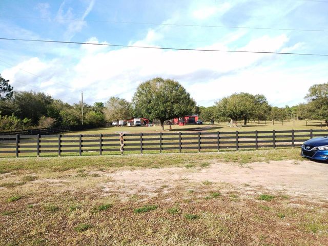 635 N Ffa Road, Fort Pierce, FL 34945