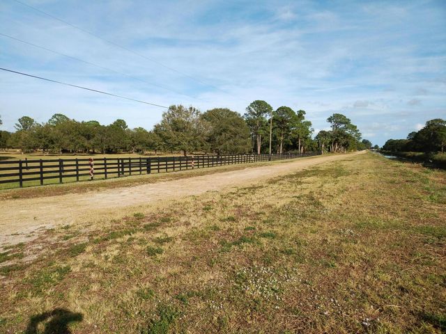 635 N Ffa Road, Fort Pierce, FL 34945