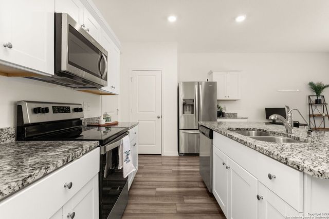 7506 Guadalupe Peak, San Antonio, TX 78253