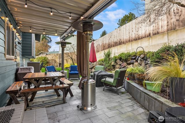 26468 Kingsview Loop NE, Kingston, WA 98346