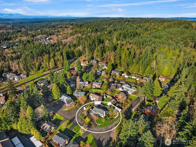 26468 Kingsview Loop NE, Kingston, WA 98346