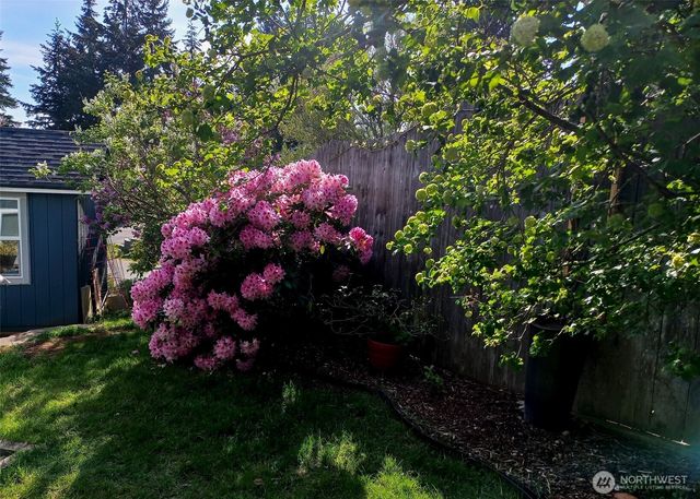 26468 Kingsview Loop NE, Kingston, WA 98346