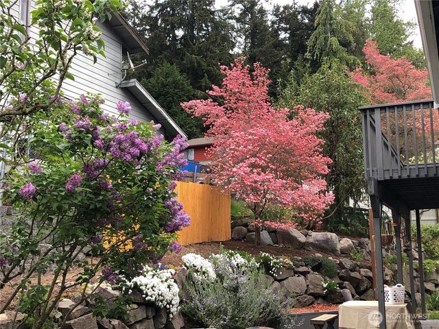 26468 Kingsview Loop NE, Kingston, WA 98346