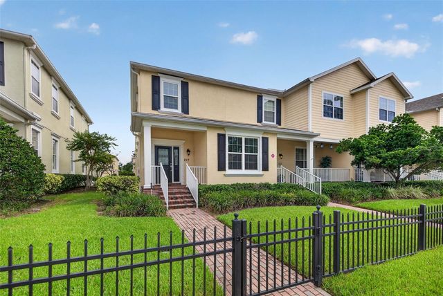 217 49TH AVENUE N, St Petersburg, FL 33703