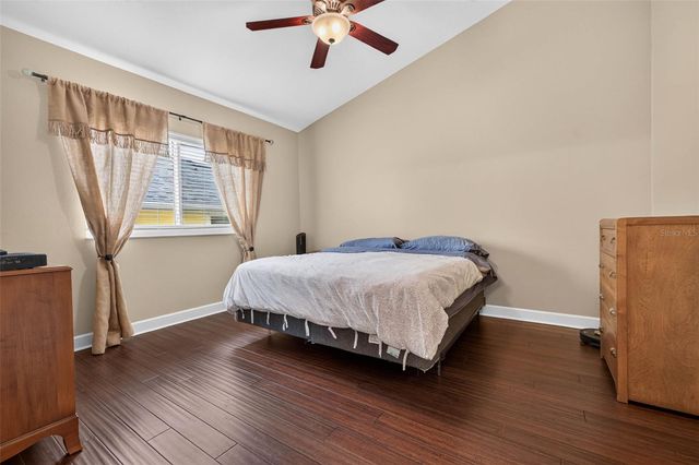 217 49TH AVENUE N, St Petersburg, FL 33703
