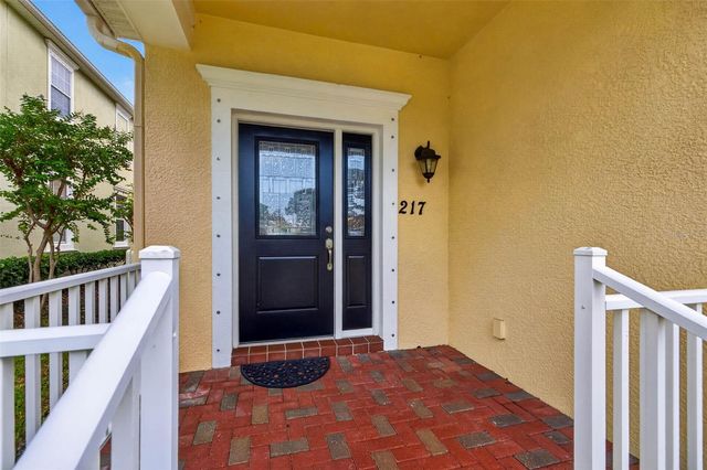 217 49TH AVENUE N, St Petersburg, FL 33703