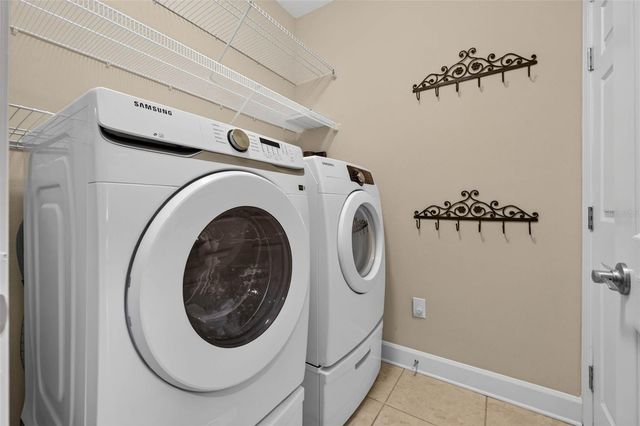 217 49TH AVENUE N, St Petersburg, FL 33703
