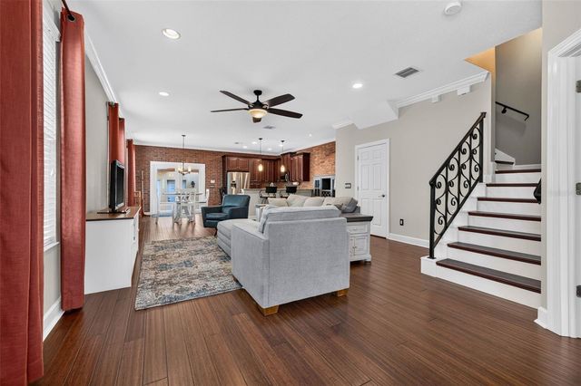 217 49TH AVENUE N, St Petersburg, FL 33703
