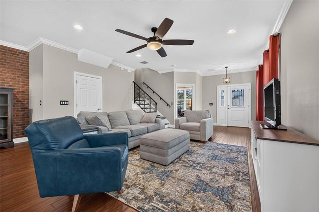 217 49TH AVENUE N, St Petersburg, FL 33703