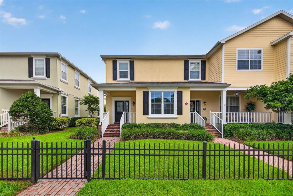 217 49TH AVENUE N, St Petersburg, FL 33703
