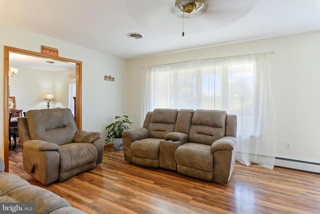 13899 SEASHORE HWY, Georgetown, DE 19947