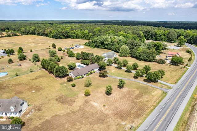 13899 SEASHORE HWY, Georgetown, DE 19947