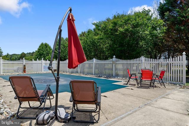 13899 SEASHORE HWY, Georgetown, DE 19947