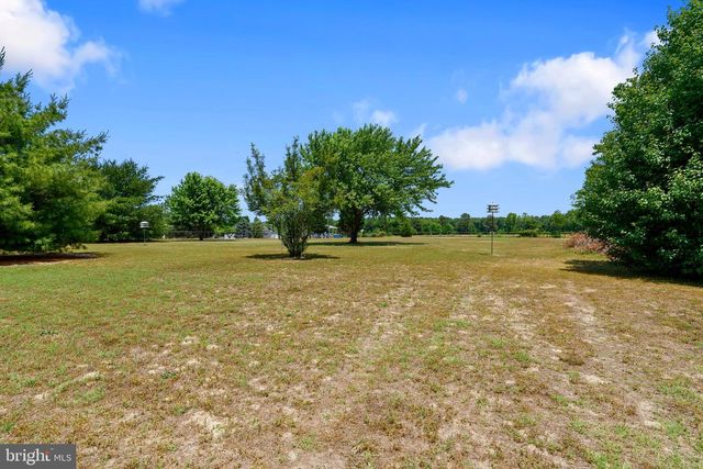 13899 SEASHORE HWY, Georgetown, DE 19947