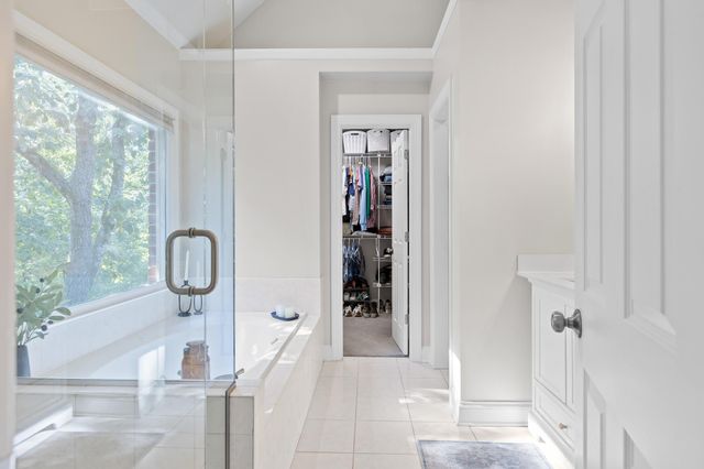 9702 Deer Ridge Drive, Ooltewah, TN 37363