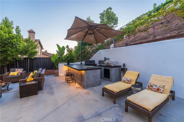 6981 E Magdalena Drive, Orange, CA 92867