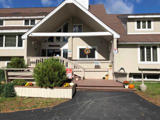 46 Packard Rd # 104 # Week, Waterville Valley, NH 03215