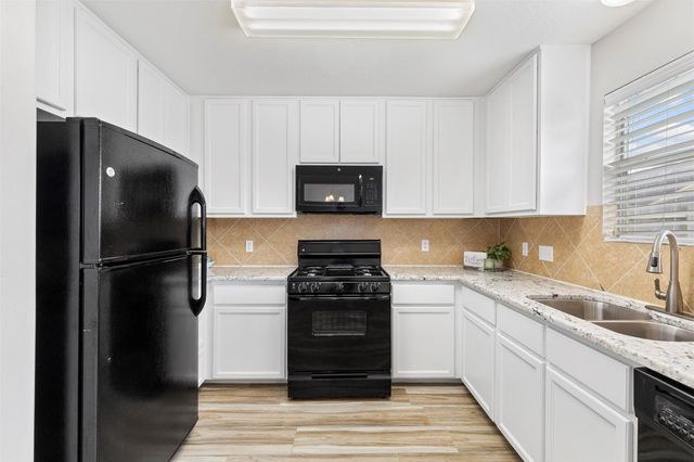 15831 Little Miss Creek Drive, Cypress, TX 77429