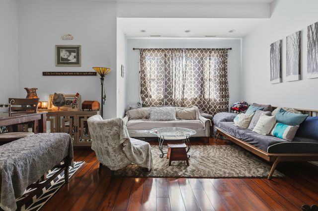 1104 Kimberly Road 603, Bettendorf, IA 52722