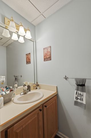 1104 Kimberly Road 603, Bettendorf, IA 52722