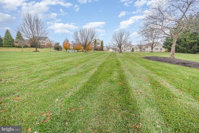 2005 GOLDEN COURT, Mechanicsburg, PA 17055