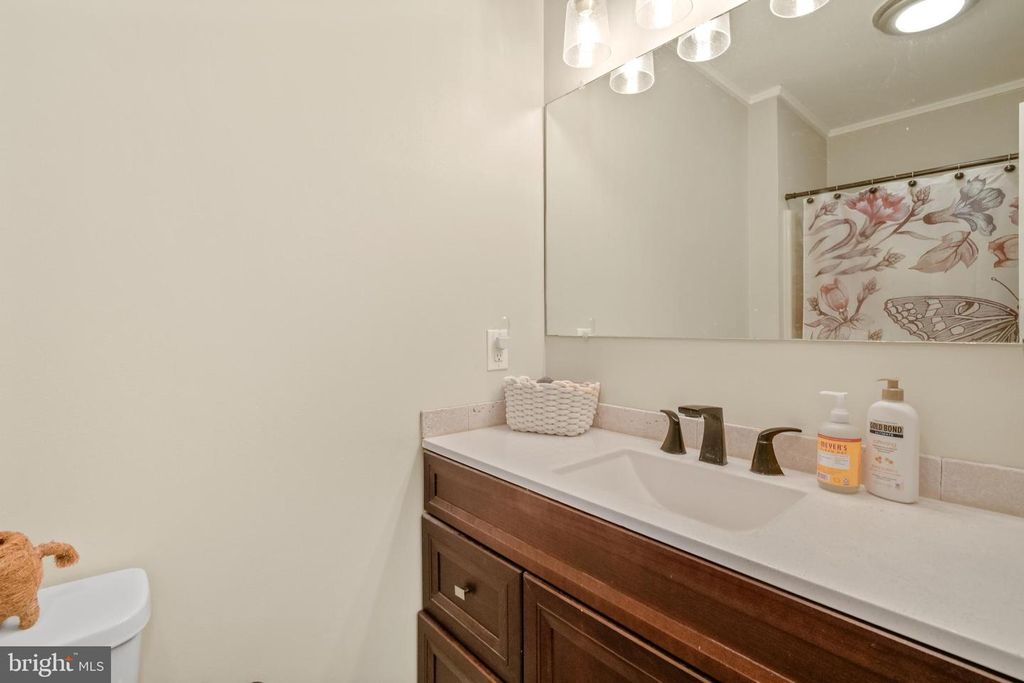 Image 10 of property listing at 801 OUTTEN RD, Salisbury, MD 21804