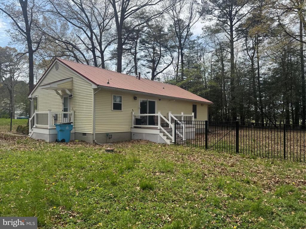 Image 2 of property listing at 801 OUTTEN RD, Salisbury, MD 21804