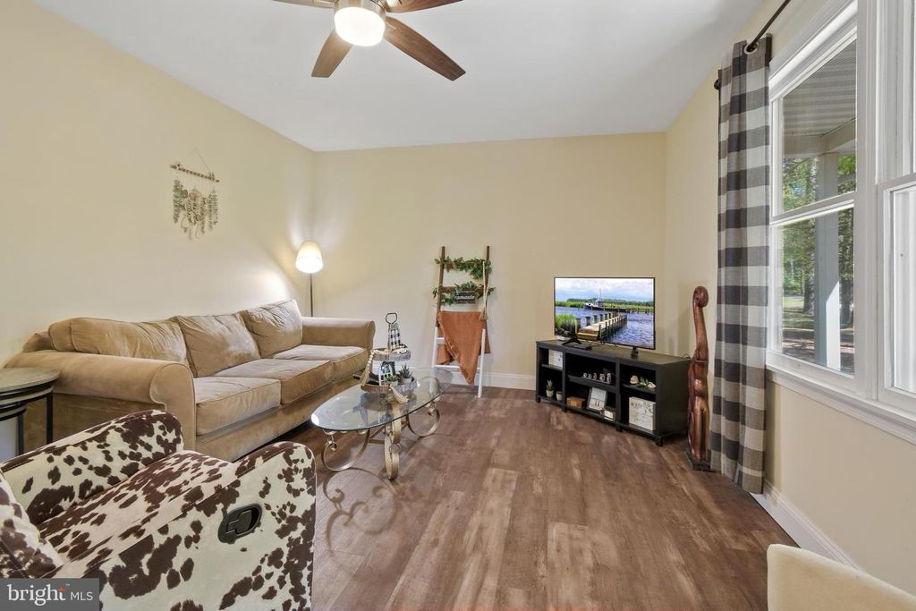 Image 16 of property listing at 801 OUTTEN RD, Salisbury, MD 21804