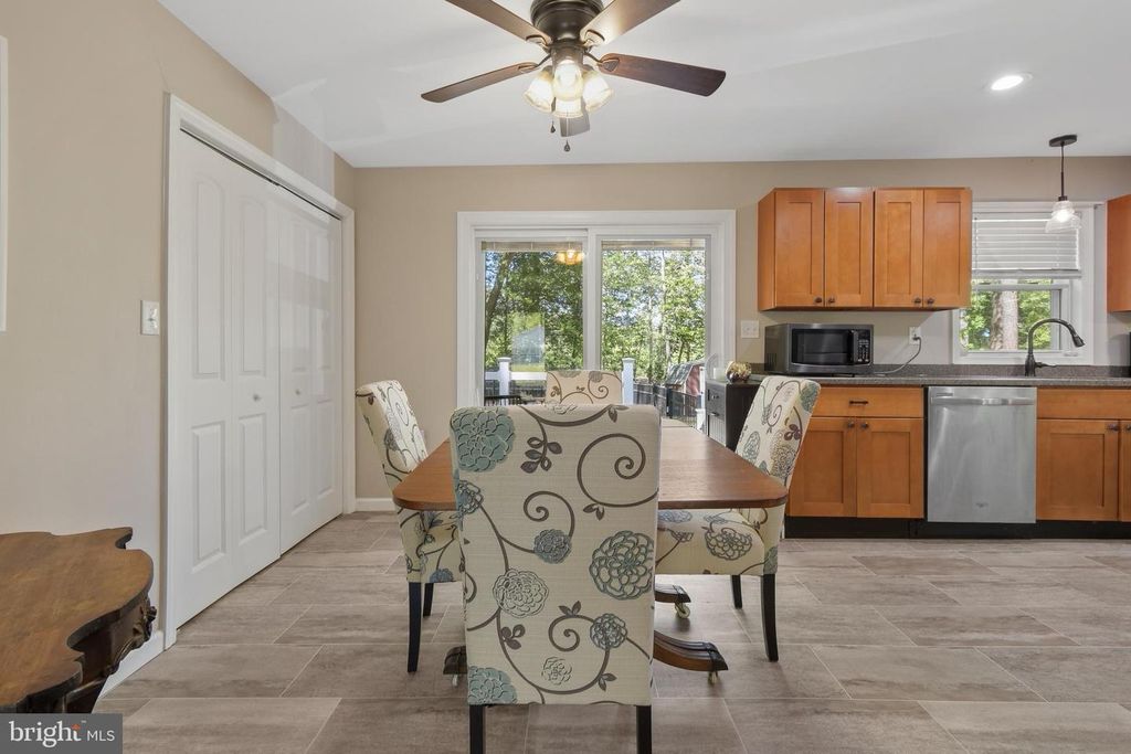 Image 17 of property listing at 801 OUTTEN RD, Salisbury, MD 21804