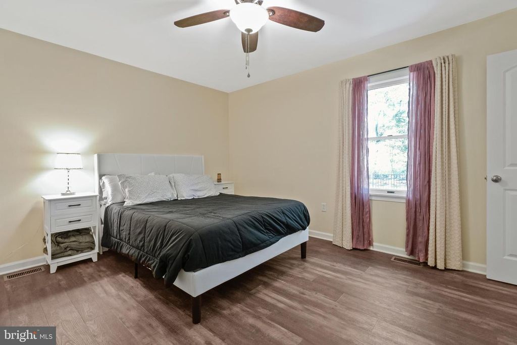 Image 3 of property listing at 801 OUTTEN RD, Salisbury, MD 21804