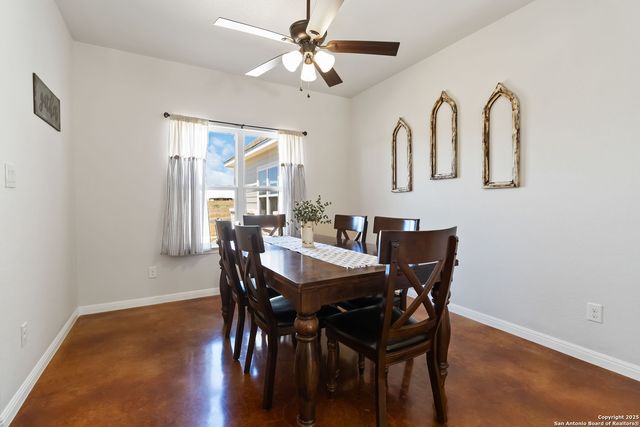 342 wood view, Bandera, TX 78003