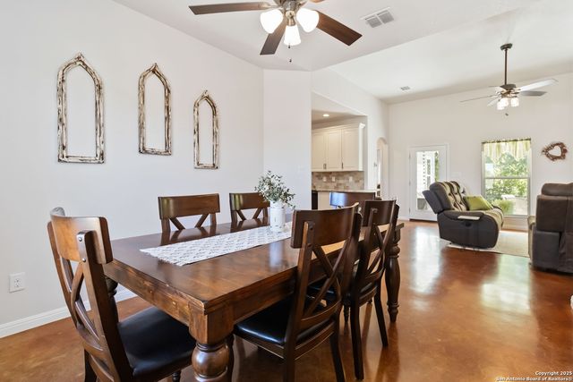 342 wood view, Bandera, TX 78003