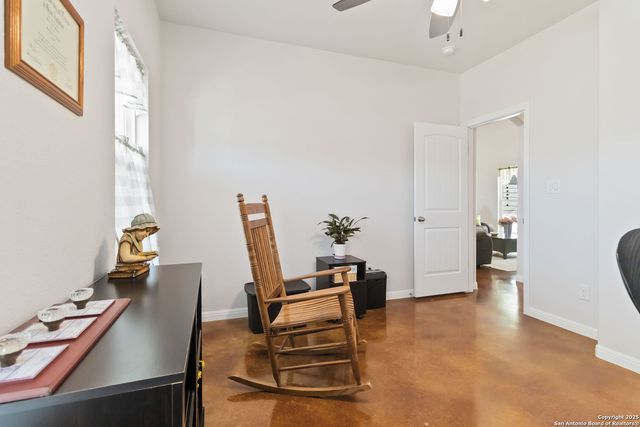 342 wood view, Bandera, TX 78003