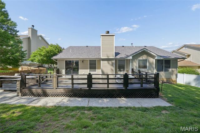 814 Emerald Place Drive, St Charles, MO 63304