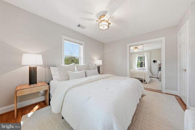 230 ASPEN ST, Alexandria, VA 22305