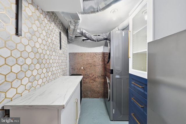 230 ASPEN ST, Alexandria, VA 22305