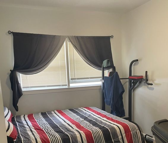 5530 W Van Buren Street, Chicago, IL 60644