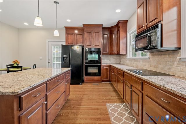 4475 Wigeon Dr, Providence Forge, VA 23140