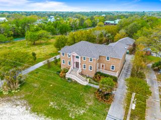 518 S Beach Boulevard, Waveland, MS 39576