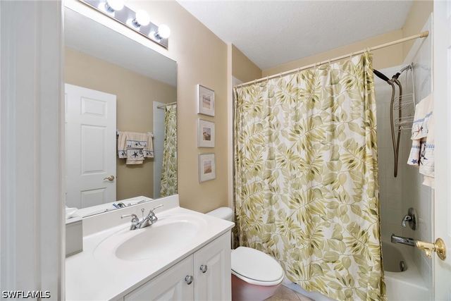 3955 Deer Crossing CT 103, Naples, FL 34114