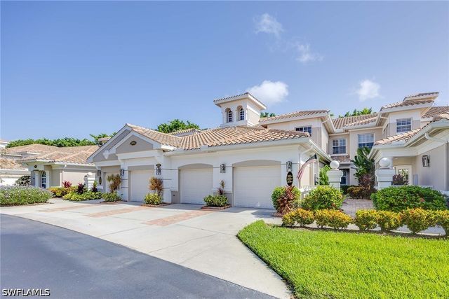 3955 Deer Crossing CT 103, Naples, FL 34114