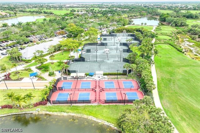3955 Deer Crossing CT 103, Naples, FL 34114