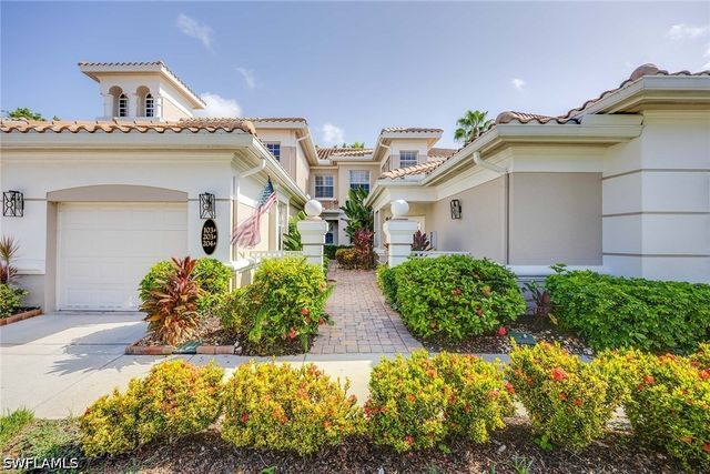 3955 Deer Crossing CT 103, Naples, FL 34114