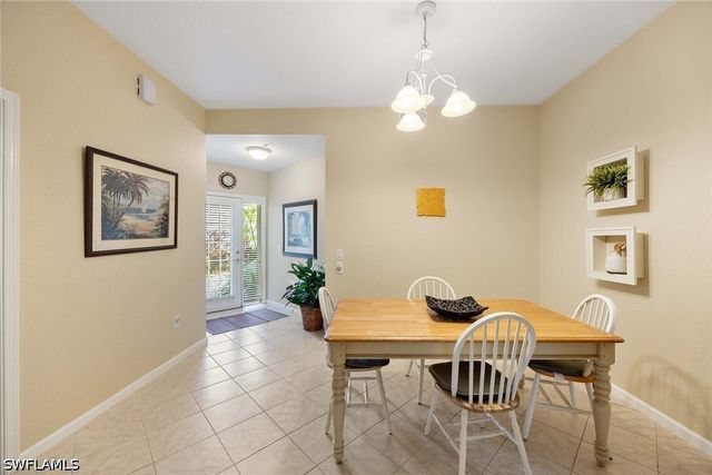 3955 Deer Crossing CT 103, Naples, FL 34114