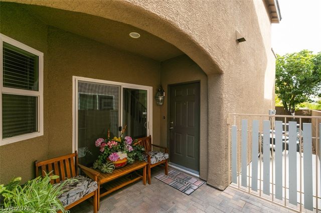 7350 Brisbane Hills Street, Las Vegas, NV 89166