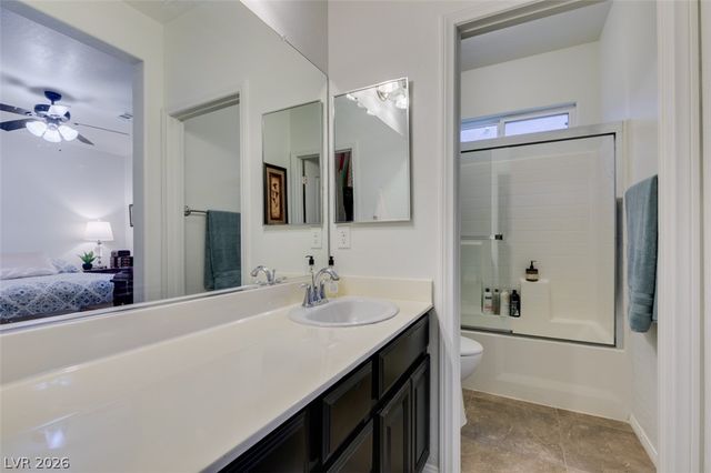 7350 Brisbane Hills Street, Las Vegas, NV 89166