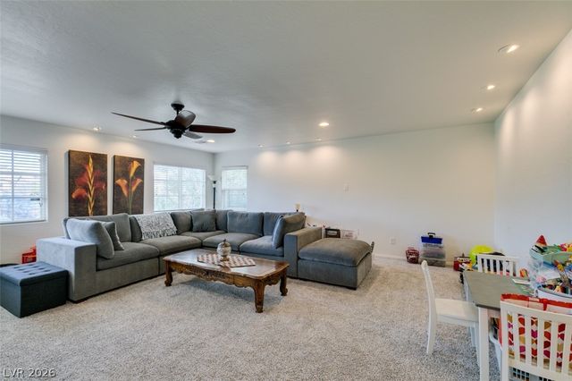 7350 Brisbane Hills Street, Las Vegas, NV 89166